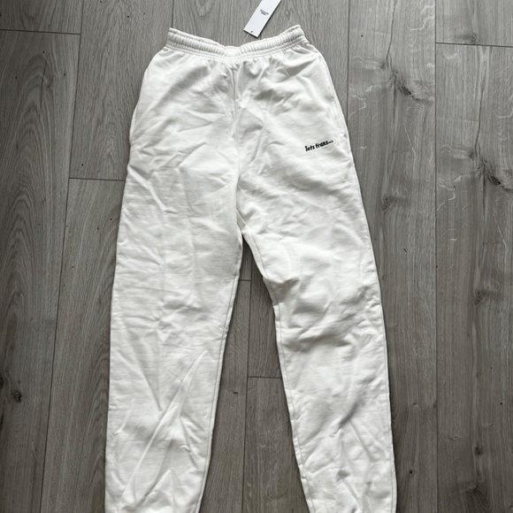Joggers/sweatpants iets frans… - Picture 2 of 3